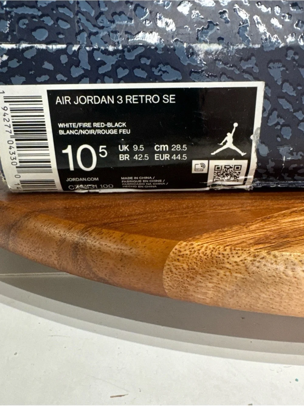 Men’s Size 10.5 - Jordan 3 Retro Denim SE Fire Red 2020 - CZ6431 100